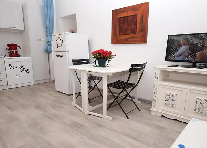 Oleandro מרינה די קמפו